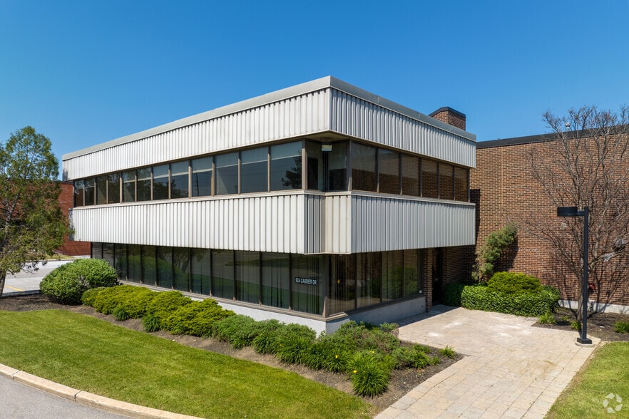 80-92 Carrier Dr, Toronto, ON for lease - Building Photo - Image 2 of 3