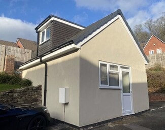 More details for 435-437 Halesowen Rd, Cradley Heath - Office for Lease