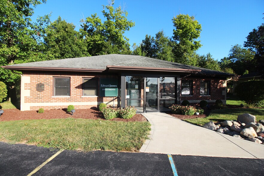 340 Northpoint Ave, Huntington, IN for sale - Primary Photo - Image 1 of 1