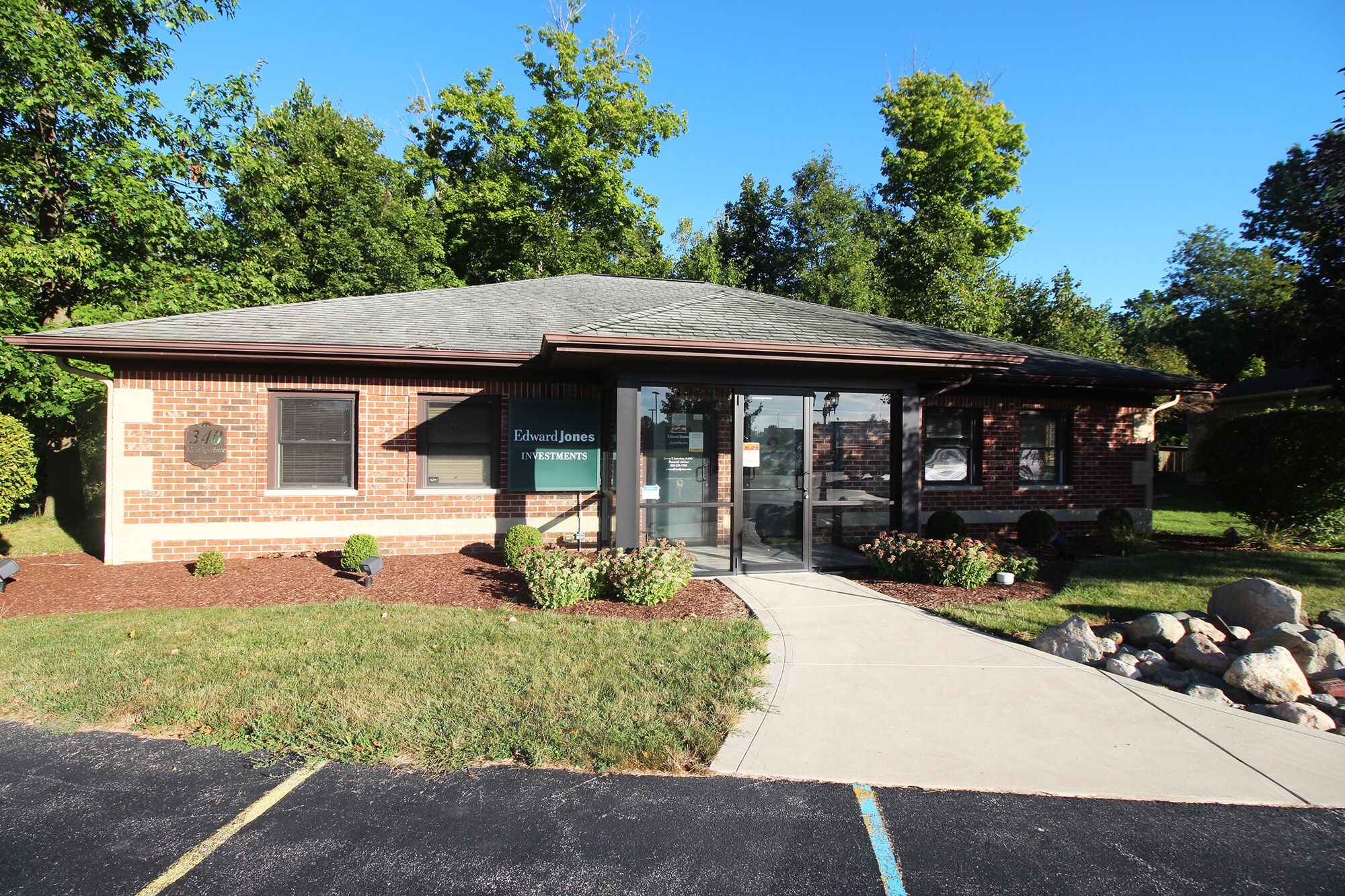 340 Northpoint Ave, Huntington, IN for sale Primary Photo- Image 1 of 1