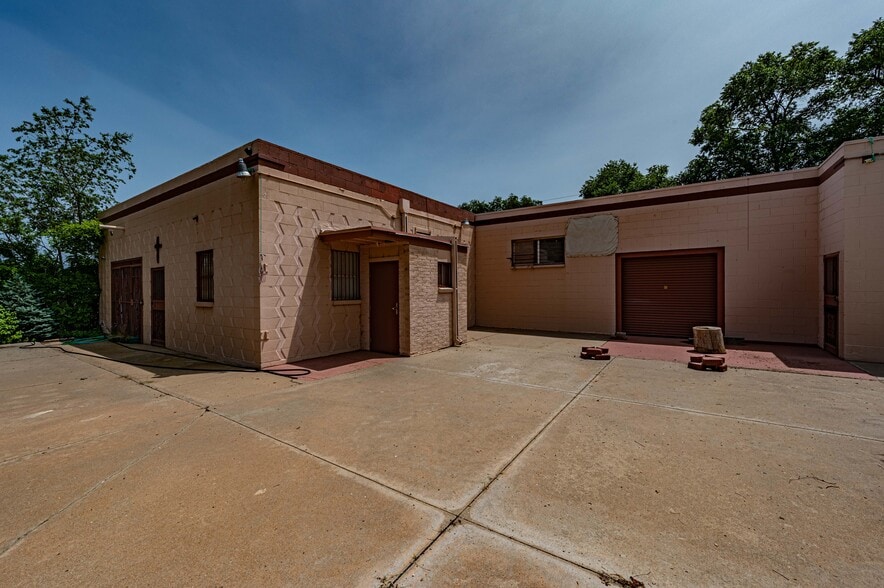1610 N Salem Ave, Pueblo, CO for sale - Primary Photo - Image 1 of 39