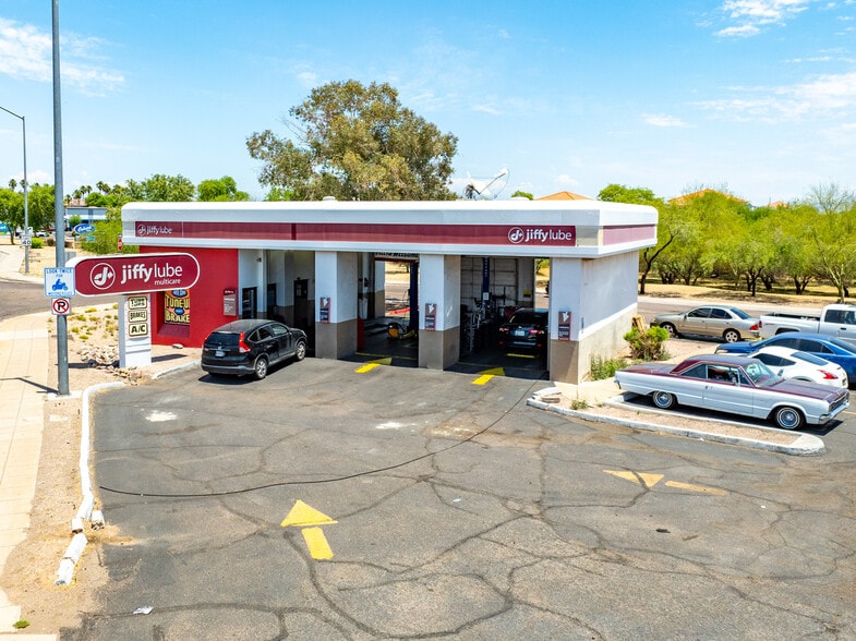 1945 S Country Club Dr, Mesa, AZ for sale - Building Photo - Image 1 of 7