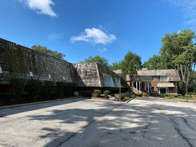 5600 S Wolf Rd, Western Springs, IL 60558 Office for Sale