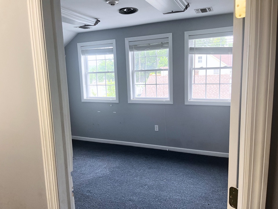 209 Main St, Port Jefferson Station, NY for lease Interior Photo- Image 1 of 3