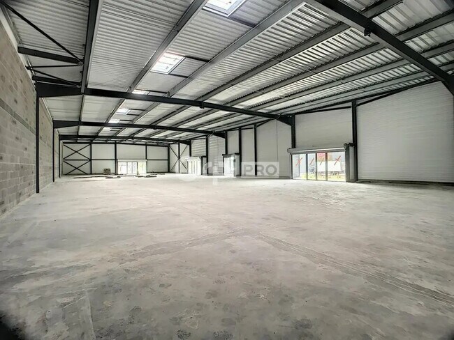 Vente Commerce 1 147 m²