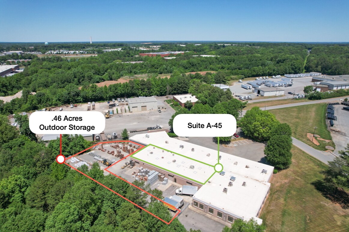 10015 Metromont Industrial Blvd, Charlotte, NC for lease Building Photo- Image 1 of 2