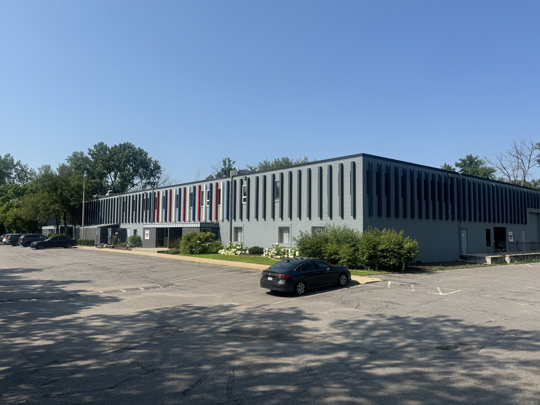 7100-7110 Ohms Ln, Edina, MN for lease Building Photo- Image 1 of 4