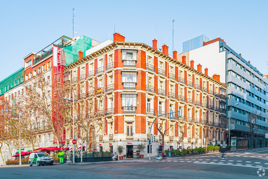 Calle Serrano, 110, Madrid, Madrid for lease - Building Photo - Image 1 of 3