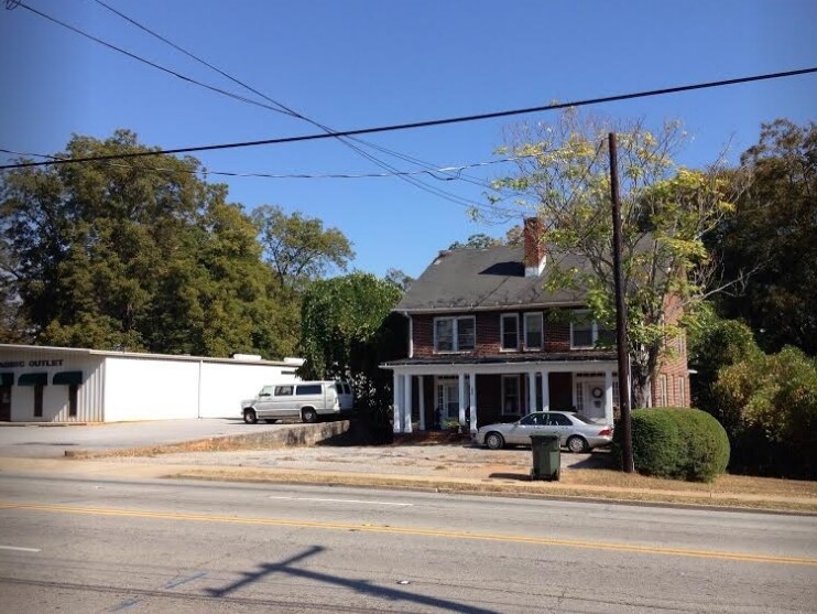 805 Augusta St, Greenville, SC 29605