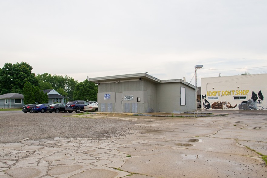 612 E Pettit Ave, Fort Wayne, IN for sale - Primary Photo - Image 1 of 1