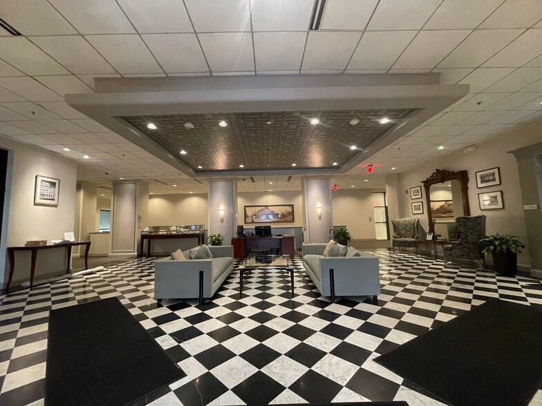 160 Commonwealth Ave, Boston, MA for lease - Building Photo - Image 3 of 4