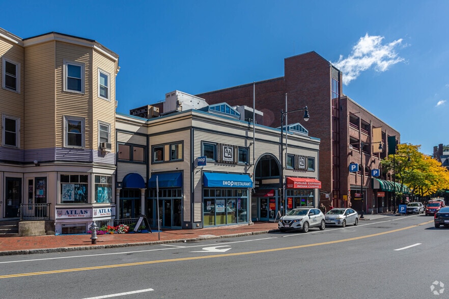 16-18 Eliot St, Cambridge, MA for lease - Building Photo - Image 2 of 3