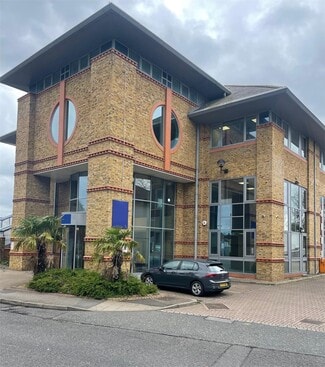 More details for 18-19 Station Rd, Sunbury On Thames - Office for Lease