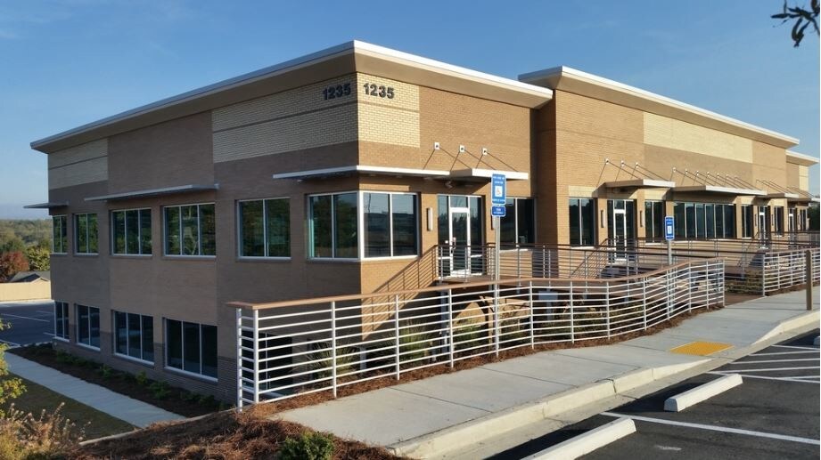 1235 Friendship Rd, Braselton, GA 30517