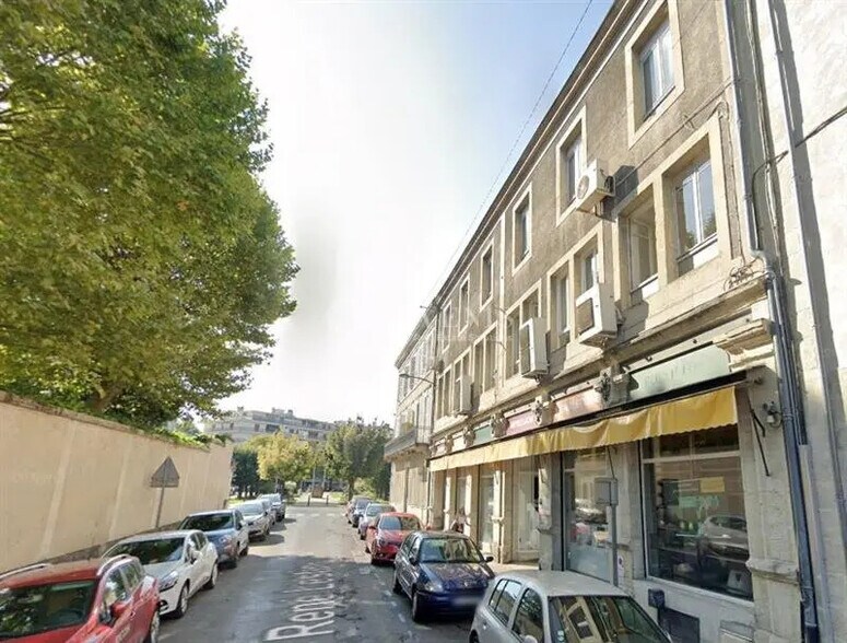 Retail in Périgueux for sale - Building Photo - Image 3 of 3