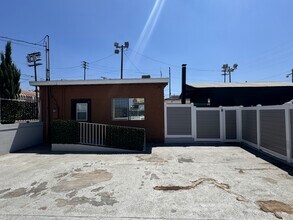 2216 N San Fernando Rd, Los Angeles, CA for lease Building Photo- Image 2 of 12