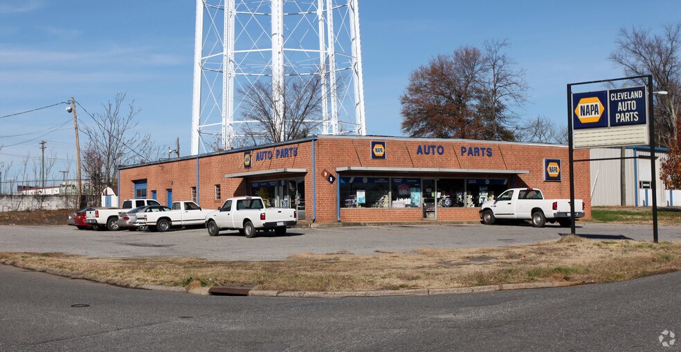 814 S Washington St, Shelby, NC 28150