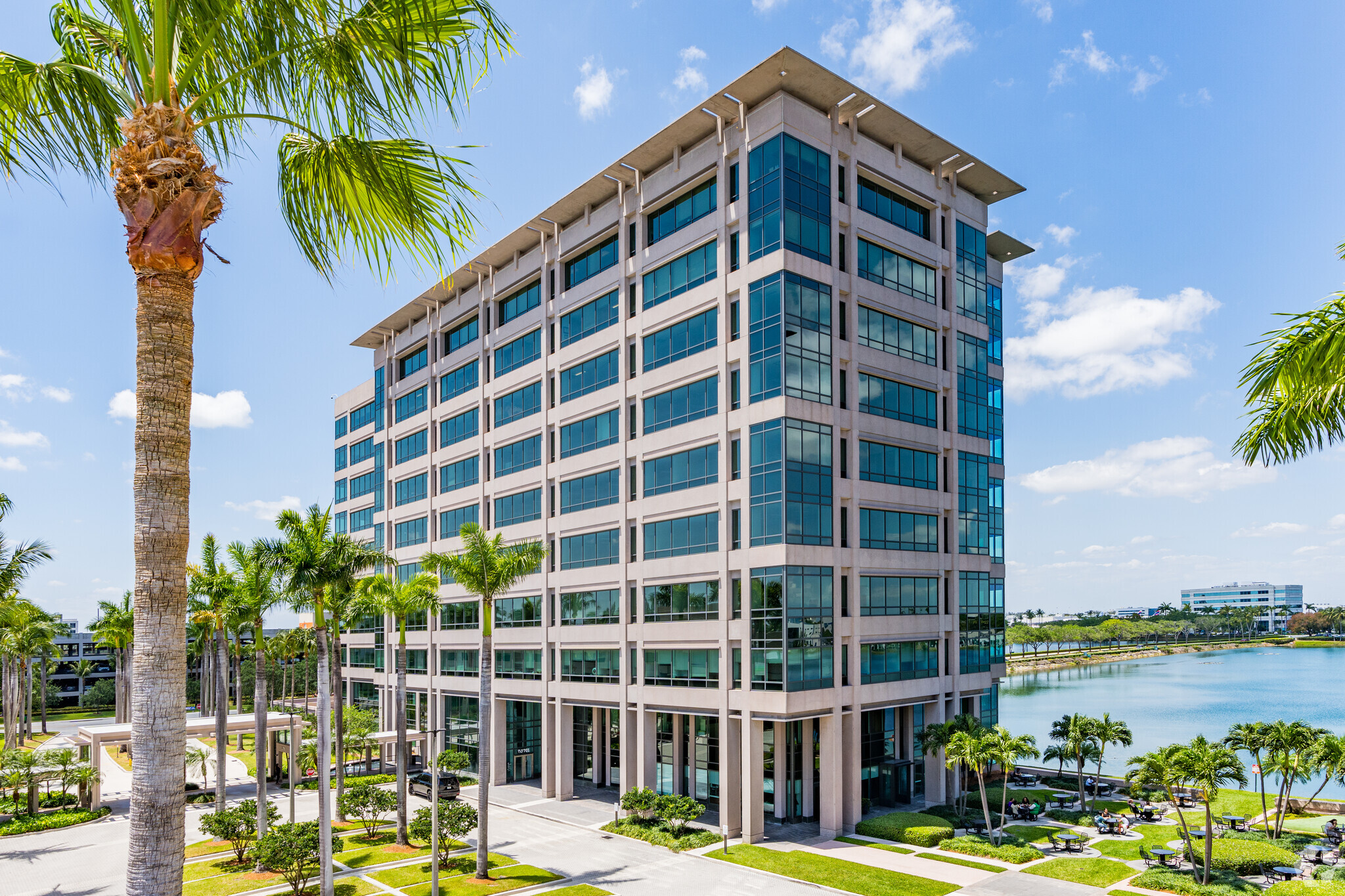 701 Waterford Way, Miami, FL for lease Primary Photo- Image 1 of 6