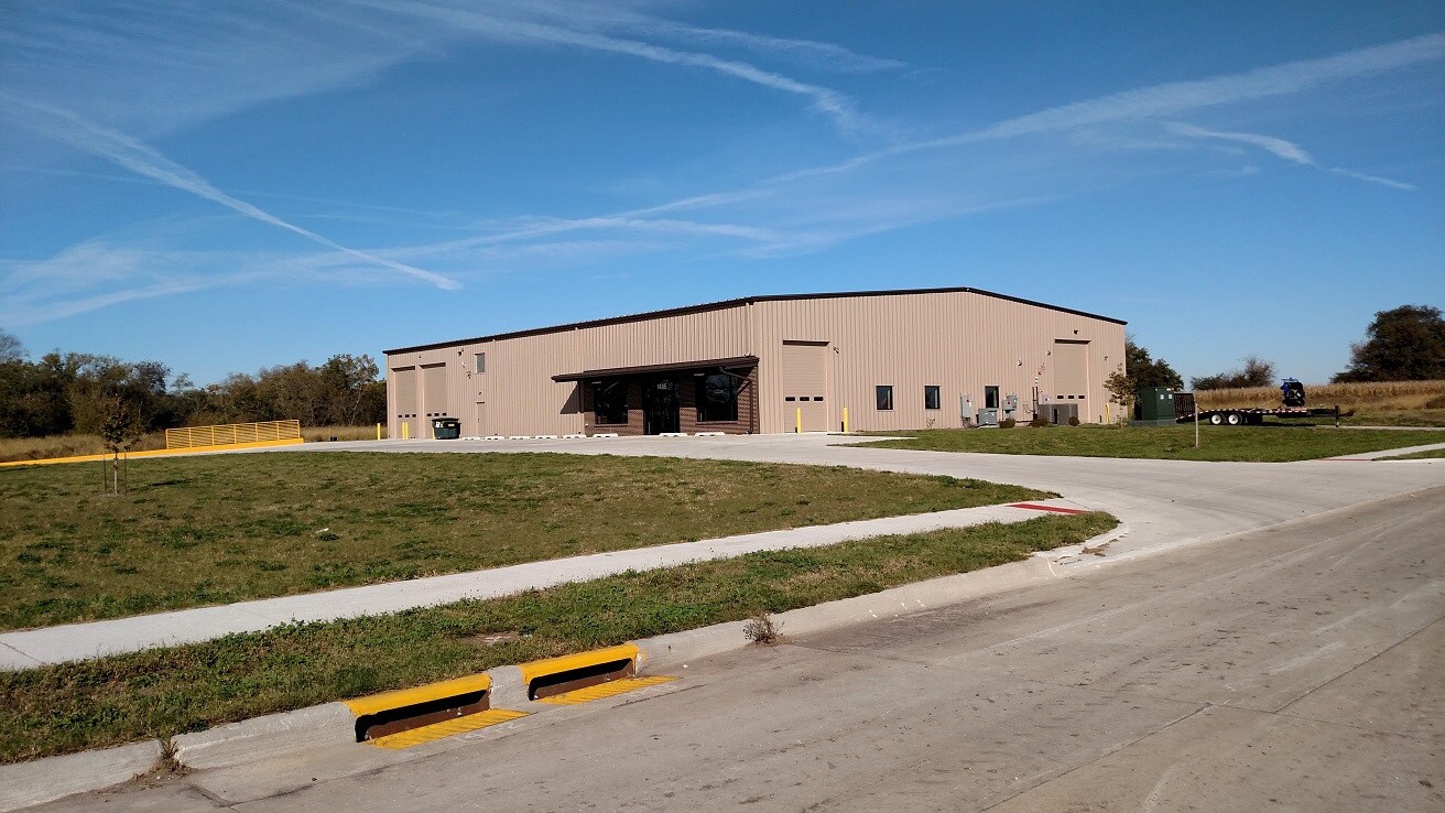 1485 Blue Sky Blvd, Huxley, IA for sale Building Photo- Image 1 of 1