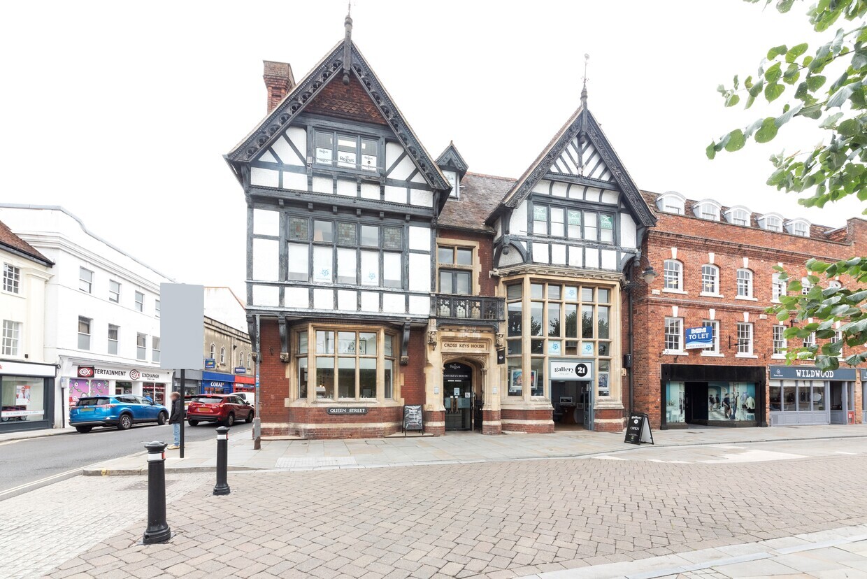 Cross Keys Chequer, Salisbury for lease Building Photo- Image 1 of 2