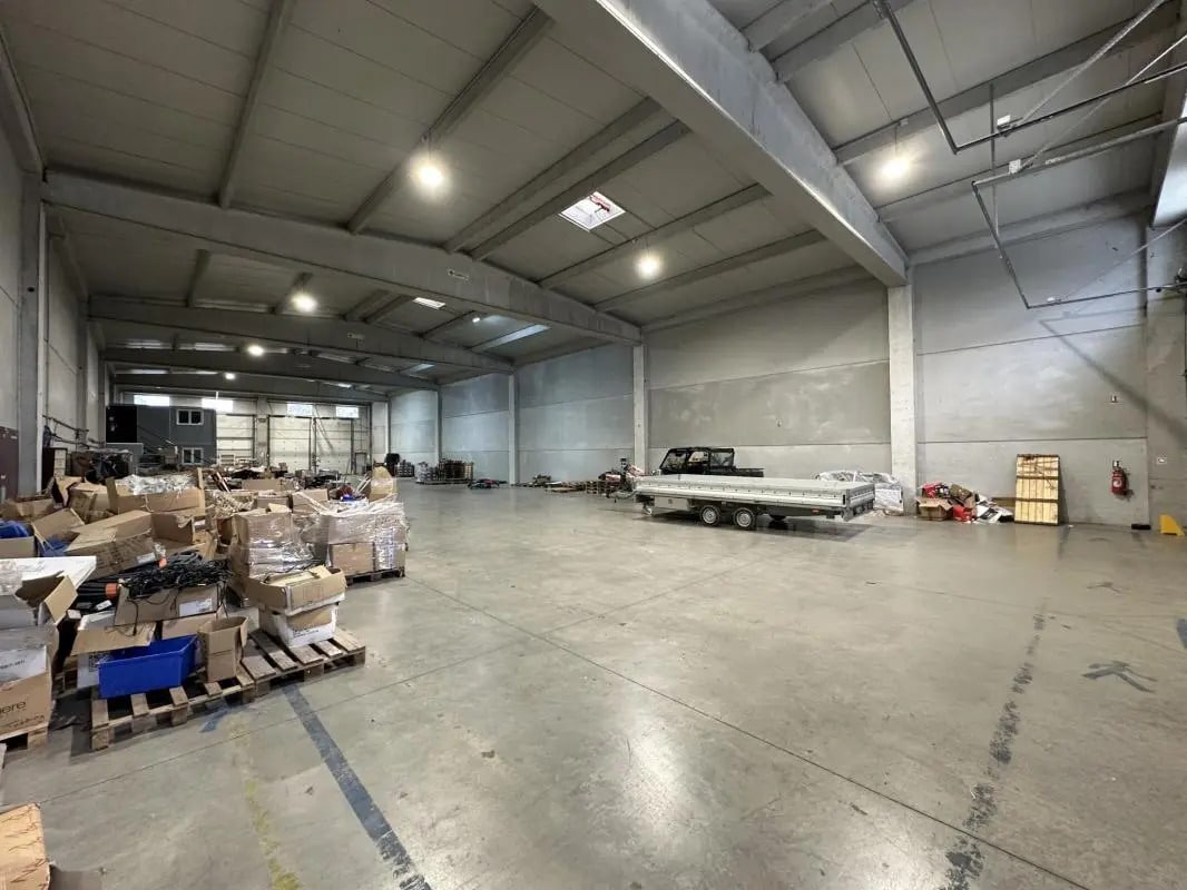 Flex in Puget-sur-Argens for lease Interior Photo- Image 1 of 11