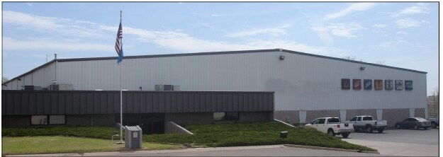 1001 S 7th St, Clinton, OK for sale Primary Photo- Image 1 of 11