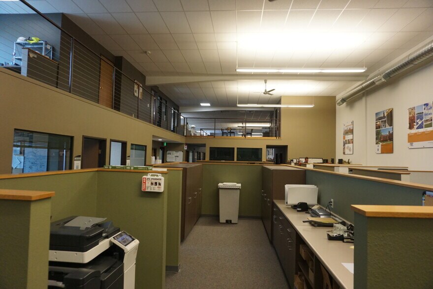 2201 N 12th St, Fargo, ND for lease - Interior Photo - Image 3 of 17