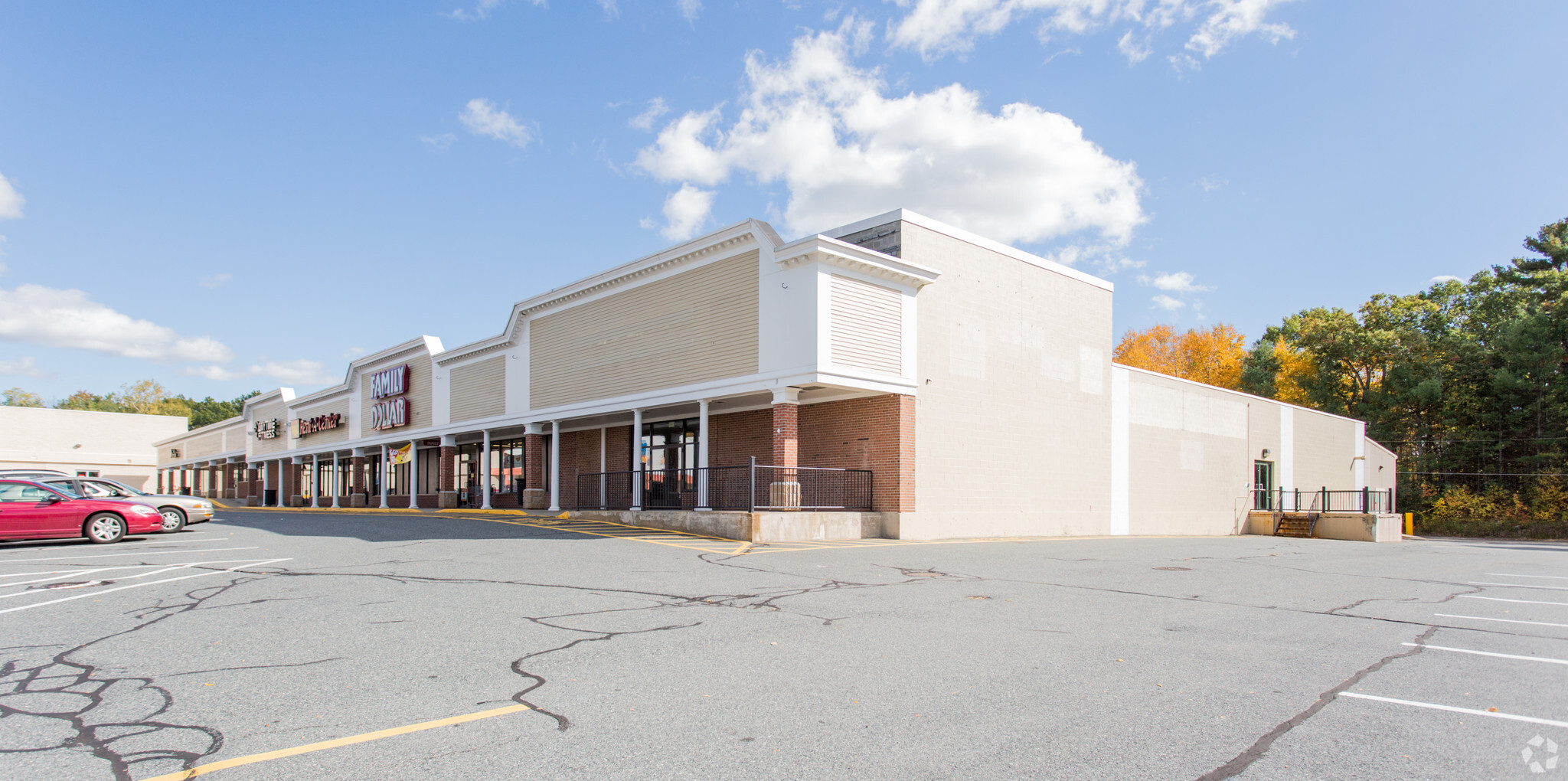 70-86 Worcester Rd, Webster, MA for lease Primary Photo- Image 1 of 16