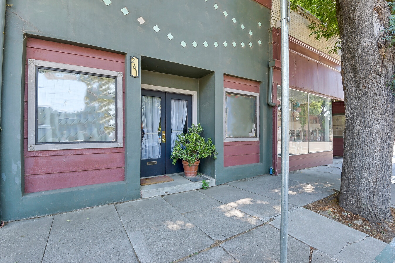 241 5th St, Colusa, CA 95932