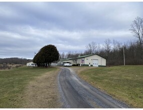 103 Kerber Ln, Poultney, VT for lease Building Photo- Image 2 of 15