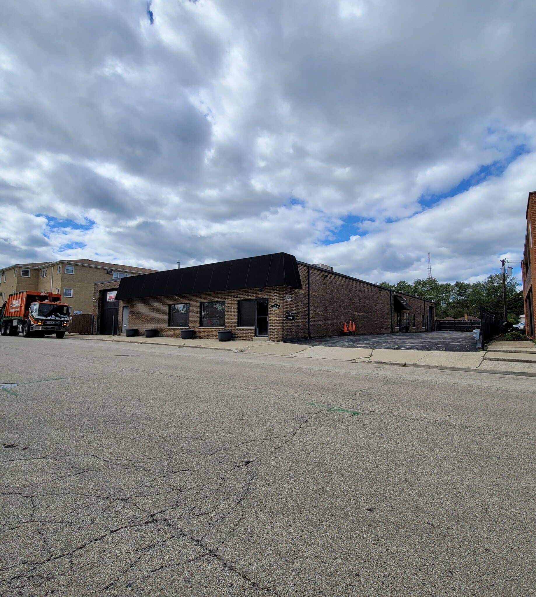 24 N Hillside Ave, Hillside, IL for sale Building Photo- Image 1 of 1