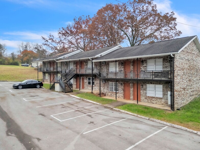 3014 Forestdale Ave, Knoxville, TN for sale - Building Photo - Image 2 of 22
