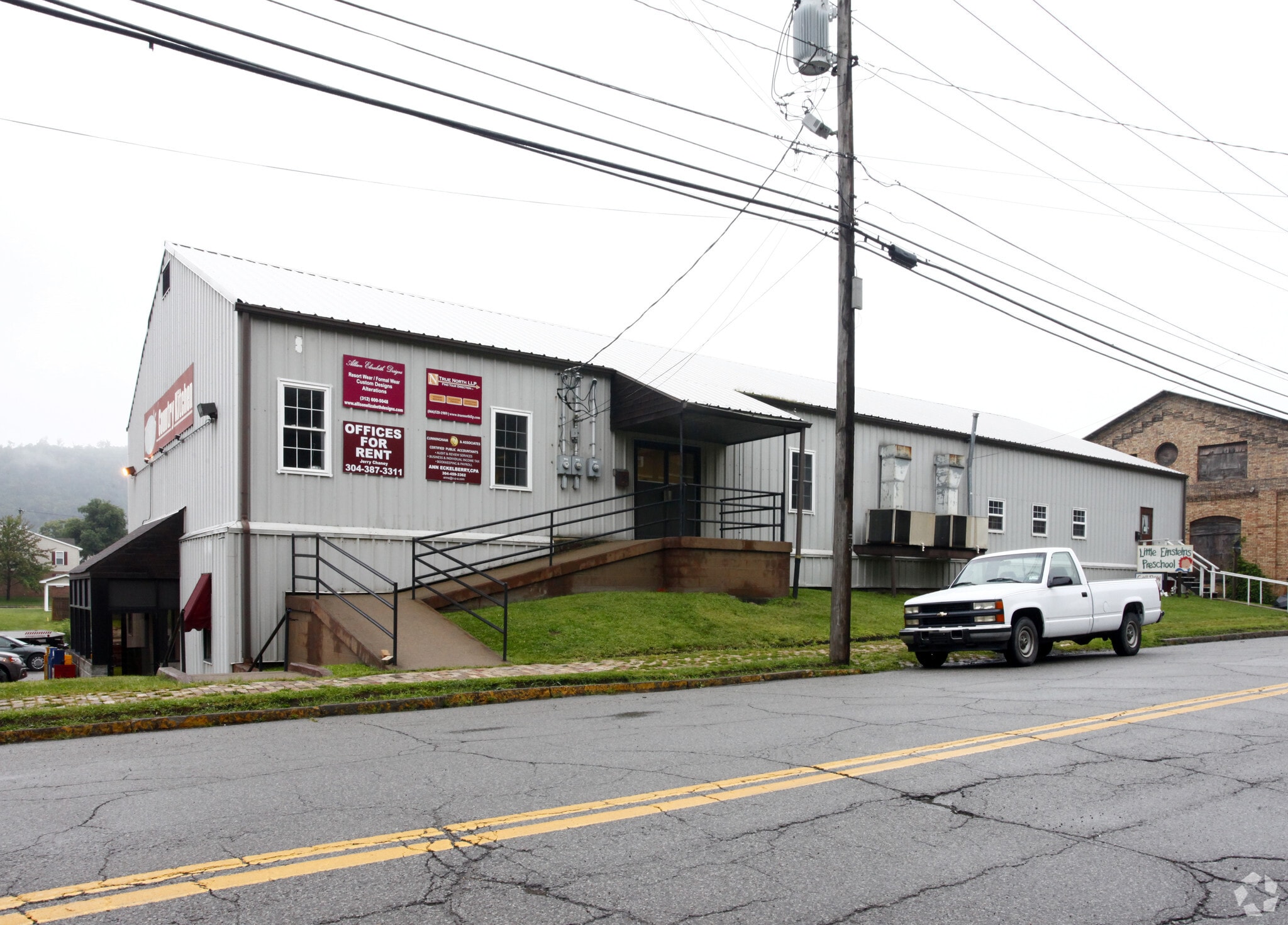 809-829 Carolina Ave, Chester, WV for lease Primary Photo- Image 1 of 3