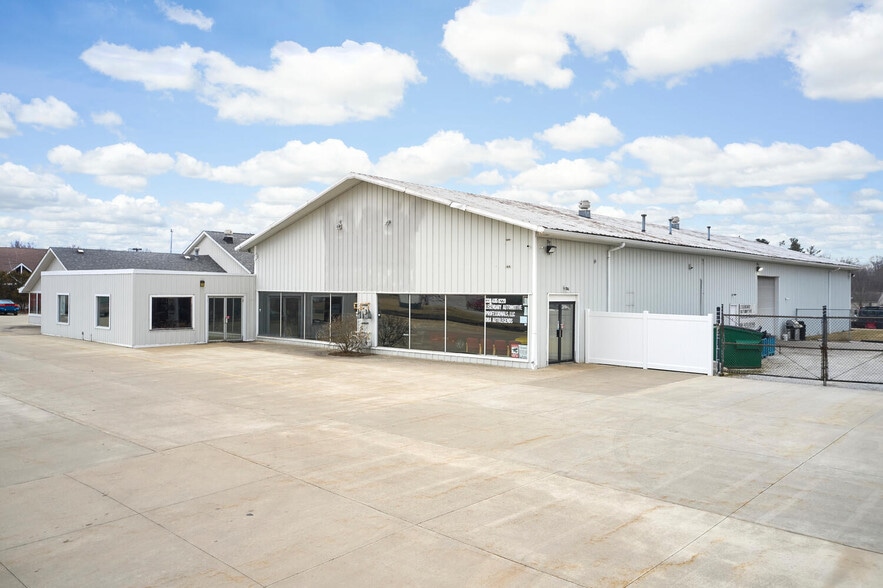 4137-4141 Hudson Dr, Stow, OH for sale - Building Photo - Image 1 of 1