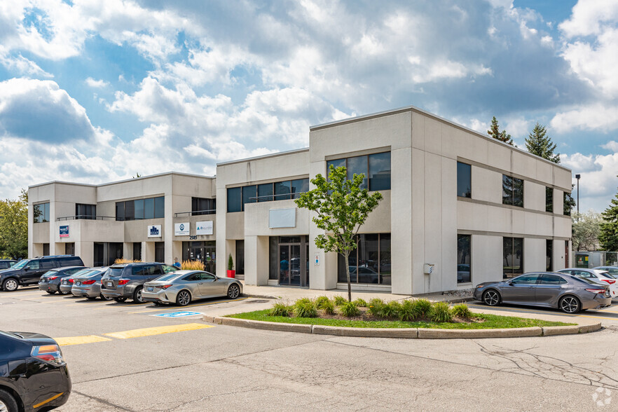 2585 Skymark Ave, Mississauga, ON for lease - Building Photo - Image 2 of 2