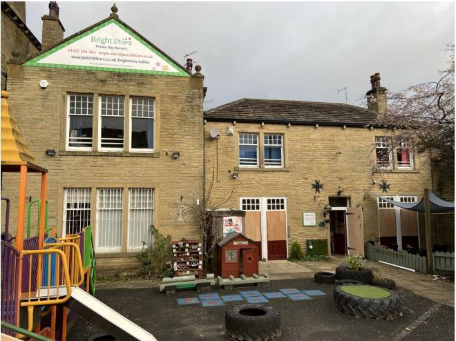 20 Blackwall, Halifax for sale Primary Photo- Image 1 of 1