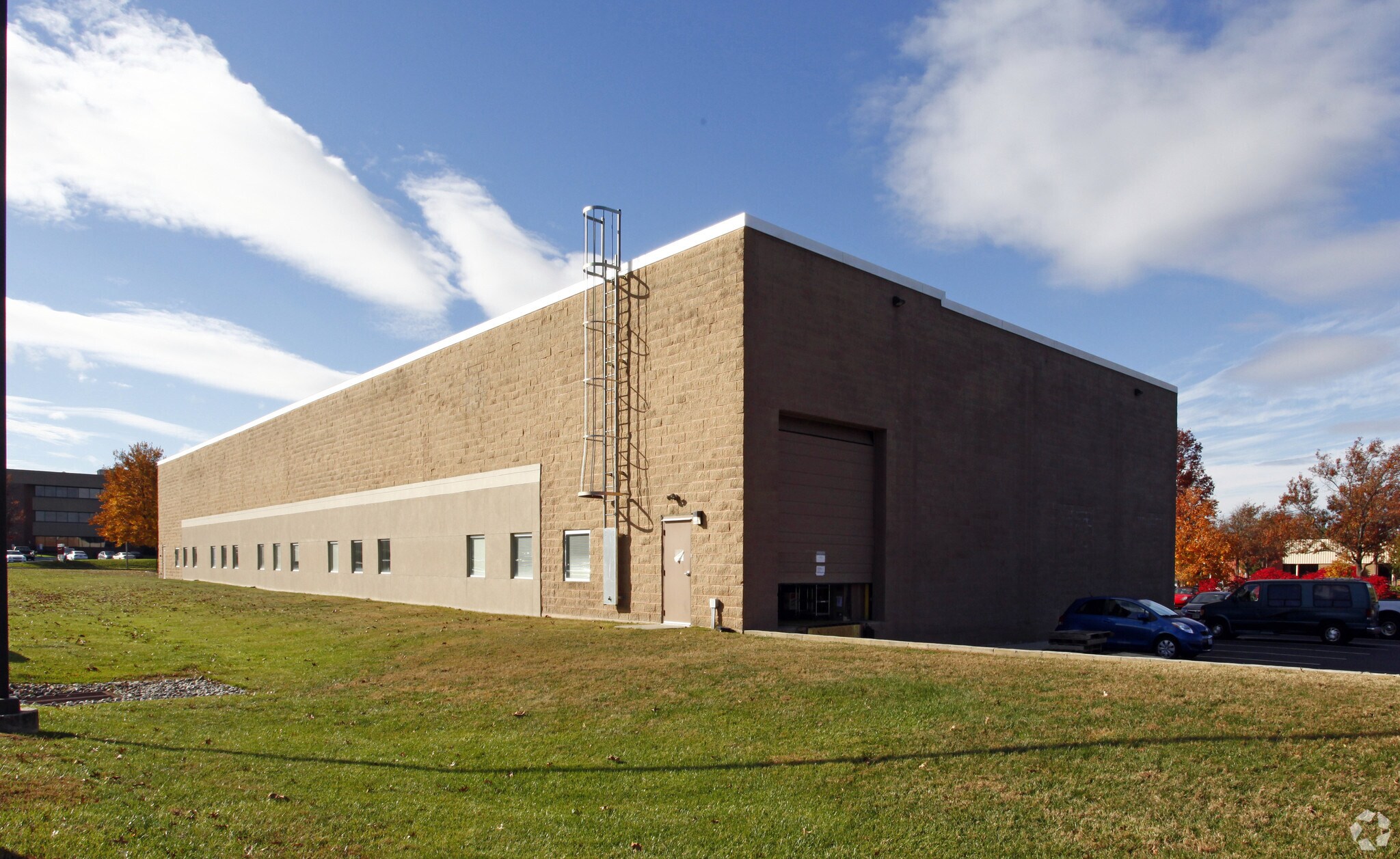 2000 Lincoln Dr E, Marlton, NJ for lease Building Photo- Image 1 of 7