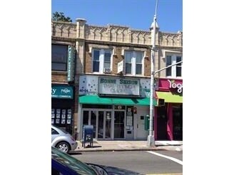 4004 Bell Blvd, Bayside, NY for sale - Primary Photo - Image 1 of 1