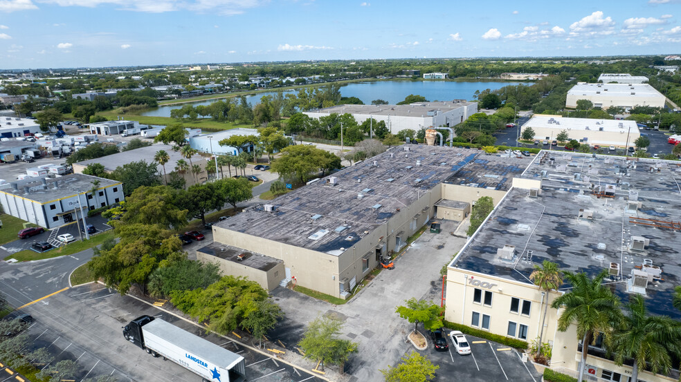 3001 SW 10th St, Pompano Beach, FL 33069 - Industrial for Lease | LoopNet