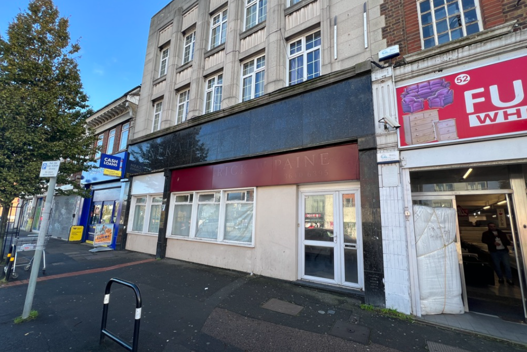 50-51 The Market, Sutton for lease Building Photo- Image 1 of 4