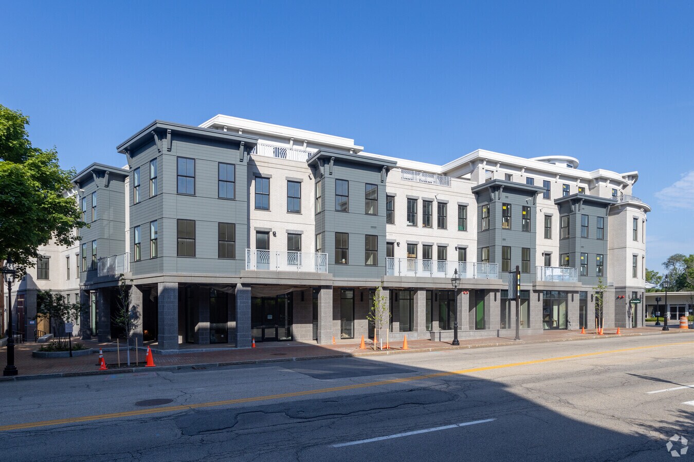 46 Maplewood Ave, Portsmouth, NH 03801 46 Maplewood Avenue