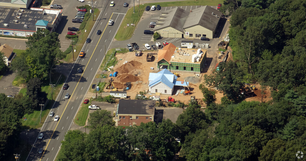 182-192 W Main St, Avon, CT for lease - Aerial - Image 2 of 3