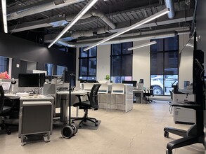 250 West St, Columbus, OH for lease Interior Photo- Image 1 of 4