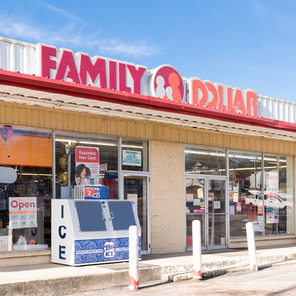 601 W Upshur Ave, Gladewater, TX for sale - Building Photo - Image 3 of 5