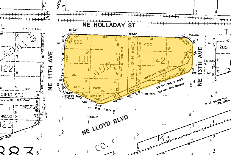 1201 NE Lloyd Blvd, Portland, OR for lease - Plat Map - Image 2 of 27