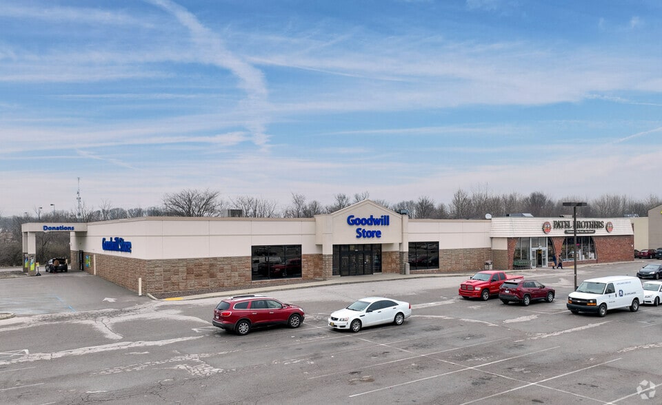 6302 E 82nd St, Indianapolis, IN for sale - Building Photo - Image 2 of 7