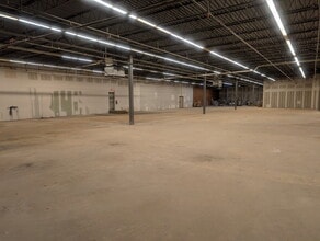 3469-3565 Riverdale, Memphis, TN for lease Building Photo- Image 2 of 2