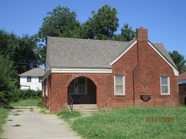2135 N Jordan Ave, Oklahoma City, OK for sale - Primary Photo - Image 1 of 1