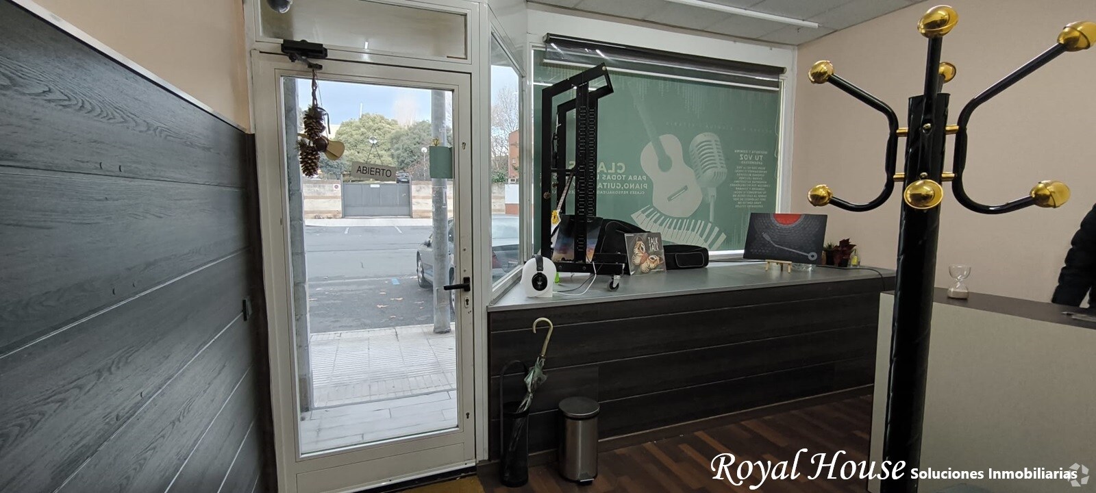 Multifamily in Collado Villalba, Madrid for sale Interior Photo- Image 1 of 2