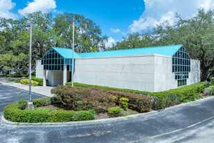 Signalized Hard-Corner Retail w/5 Drive-Thrus - Drive Through Restaurant